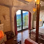 Casa de hóspedes Anemoessa
