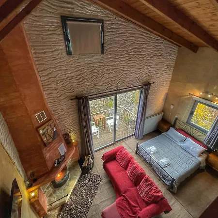 Guest house Anemoessa *