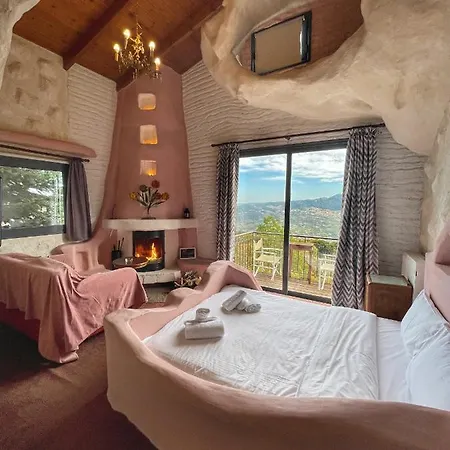 Anemoessa Guest house