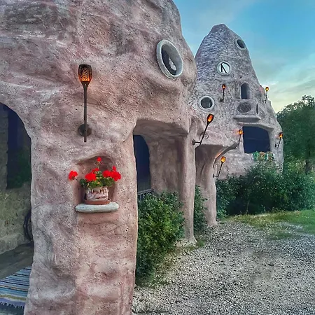 Guest house Anemoessa 4*