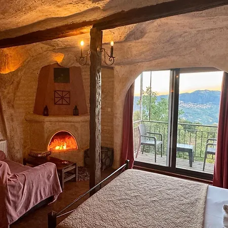 Anemoessa Synikia Mesi Trikalon