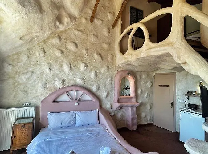 Anemoessa Μέση Συνοικία Τρικάλων