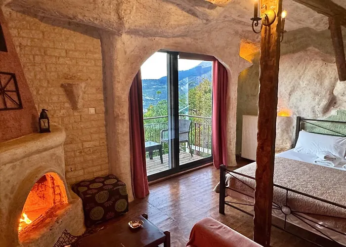 Πανσιόν Anemoessa