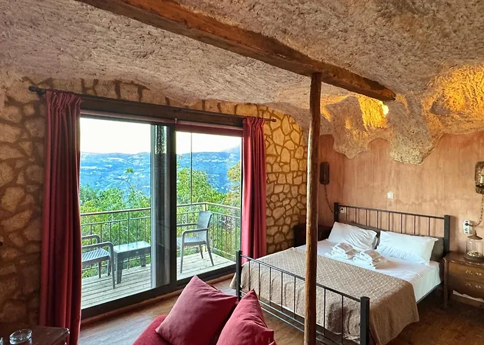 Πανσιόν Anemoessa