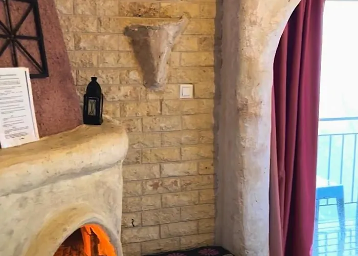 Πανσιόν Anemoessa 4*